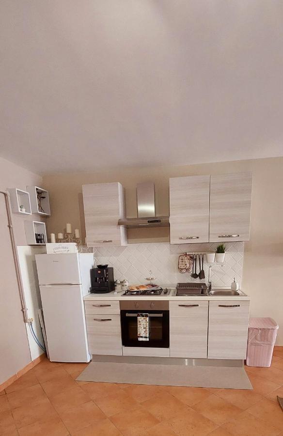Casa Vacanza A 11 Km Dall'Aeroporto Di Palermo Carini Bagian luar foto